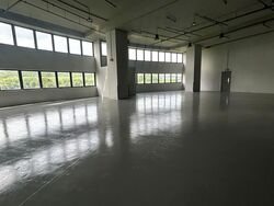 Carros Centre (D25), Factory #589181391